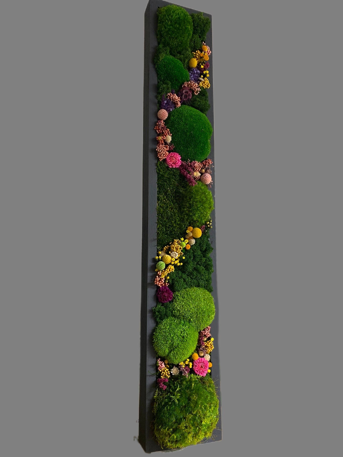 Moss Wall Art. Moss Art. Preserved Moss. Green wall. Moss with flowers