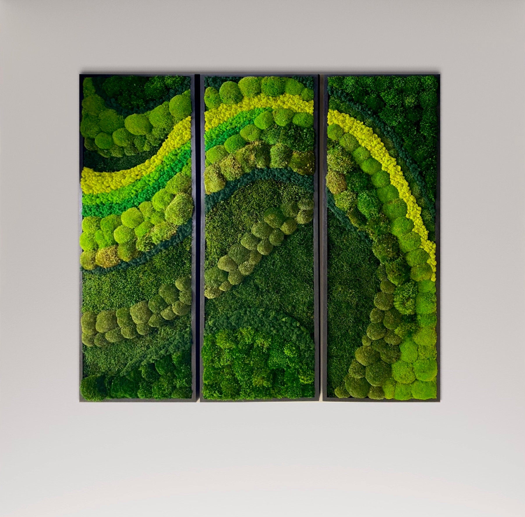 Moss Wall Art. Wall Decor. Green wall. Oak frame Statement Art. Planted mosswall