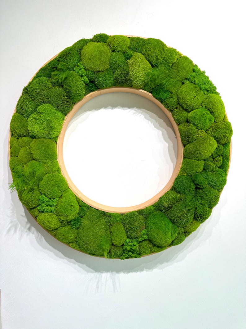 Moss Wall Art - Round wall art - Moss Ring - Preserved Moss Art with LED lighting - Statement Wall Art